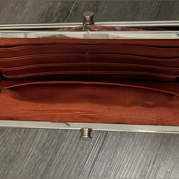 HOBO Lauren Clutch Wallet Floral Leather - Picture 4 of 8